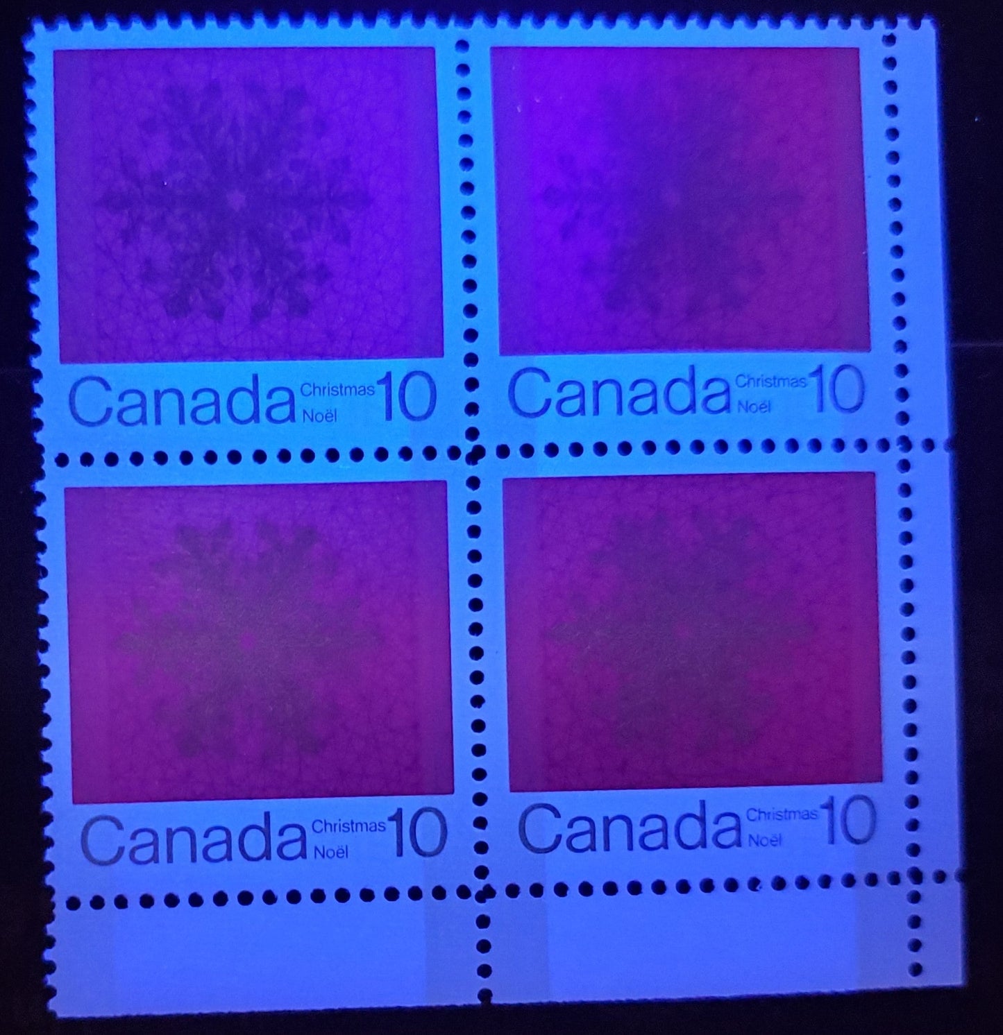 Lot 35 Canada #556pi 10c Deep Carmine And Silver, 1971 Christmas - Snowflakes Issue, A VFNH LR Block Of 4 W2B On HF Horizontal Ribbed Paper