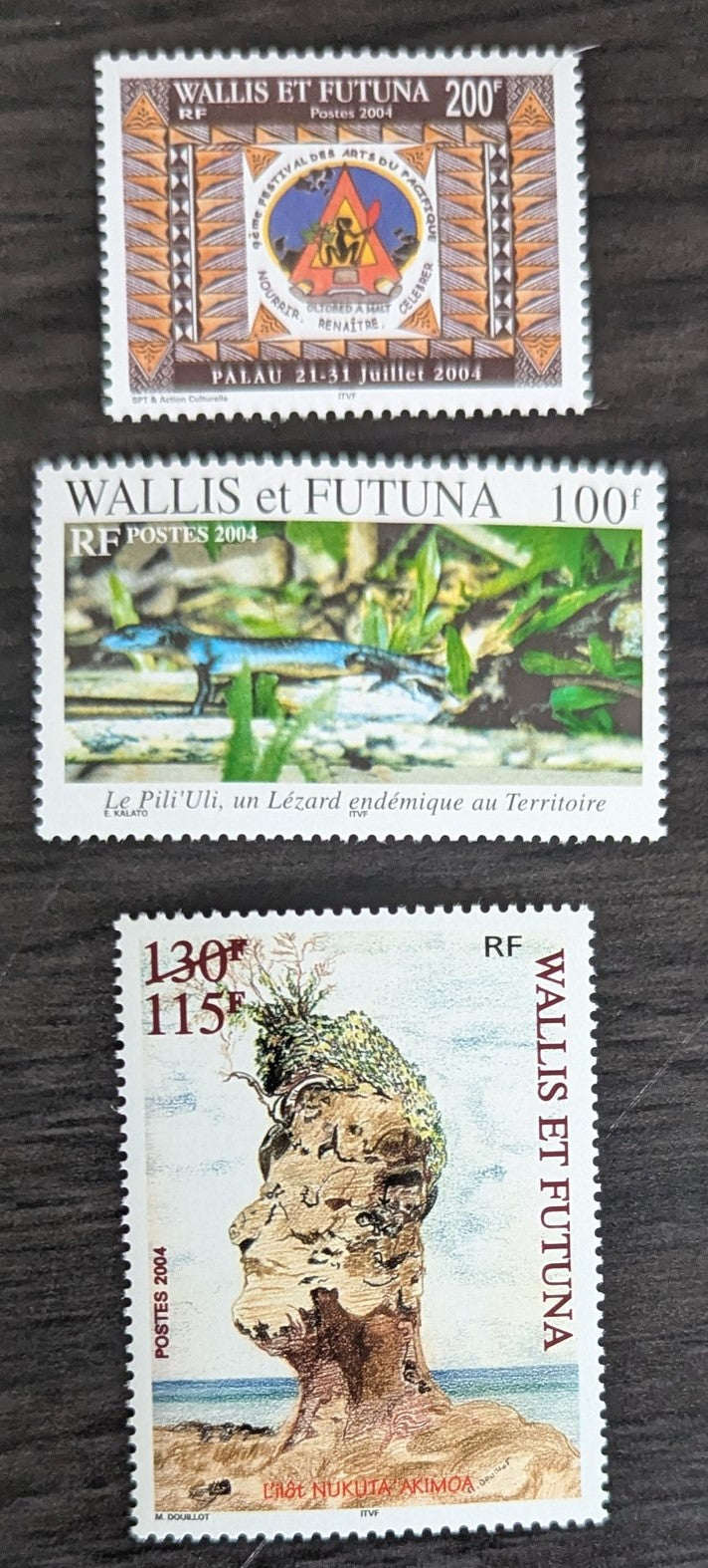 Lot 88 Wallis & Futuna SC#591/594 2004 9th Pacific Arts Festival, Palau - Islet of Nuku Taakimoa Redrawn Issues, 3 VFNH Singles, Click on Listing to See ALL Pictures, 2017 Scott Cat. $11.35