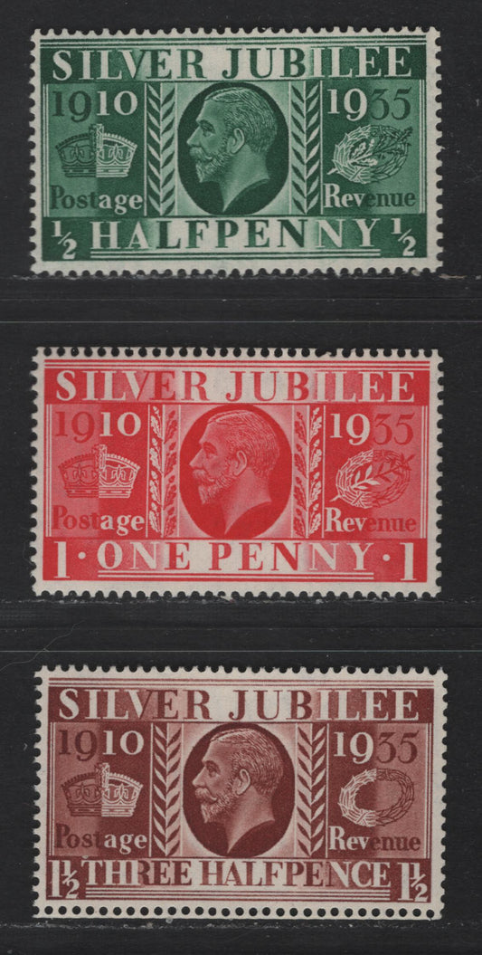 Lot 189 Great Britain SG#453vi-455vi (SC# 226-228var) 1/2d - 1.5d Green - Red Brown King George V, 1935 Silver Jubilee Issue, 3 VFNH Singles, Booklet Singles with Inverted Wmk