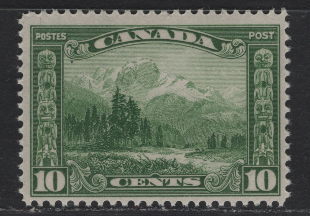 Lot 260 (C) Canada #155 10c Green Mount Hurd 1928-1929 Scroll Issue, A FNH Single, Paper ABN-KKKK (Translucent Vertical Wove With Streaky Cream Gum)