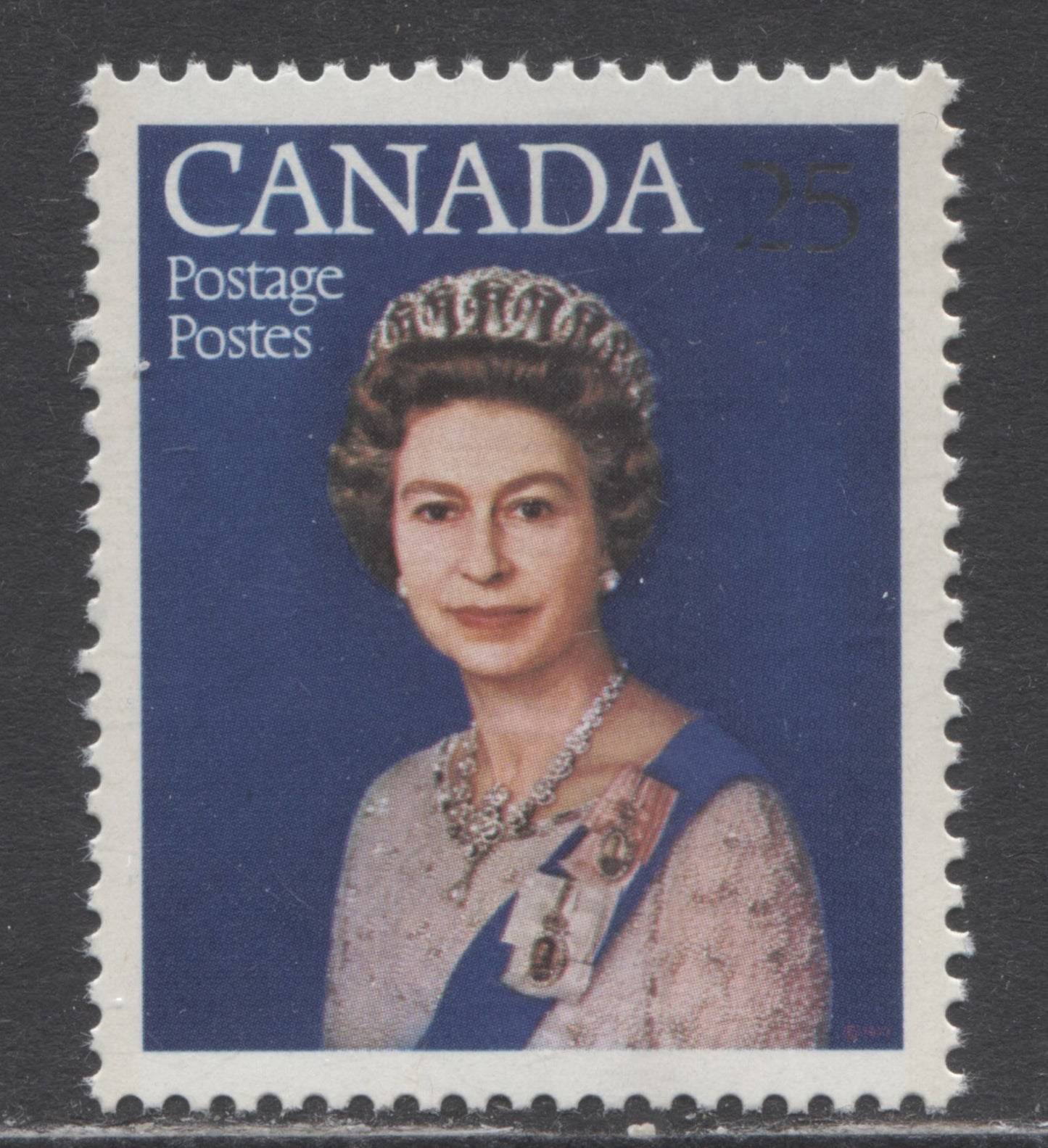 Canada #704iivar 25c Silver & Multicolored Queen Elizabeth II, 1977 Silver Jubilee Issue, A VFNH Single With Dipped 25 & Cracked '2' On DF-fl Paper